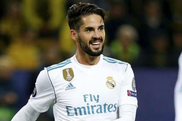 Биласизми? Иско ЕЧЛда тепган илк жарима зарбасиниёқ голга айлантирди