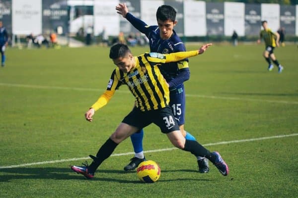 Жасур Жалолиддинов жамоасининг "Оренбург"га қарши ўйинини ЖОНЛИ ЭФИРда томоша қилинг (Видеотрансляция)