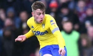 Ўйин пайти 18 ёшли англиялик футболчининг соғлиги бирдан ёмонлашди ва шифохонага олиб кетилди