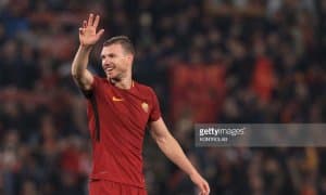 Эдин Жеко университетни тамомлади