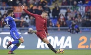 Супер ҳужумчи сотилади