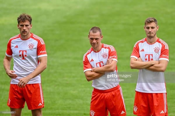 "Манчестер Юнайтед" "Бавария" ярим ҳимоячисини ўз сафига қўшиб олмоқчи