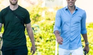 Ван Перси Адвокат билан ишлайди