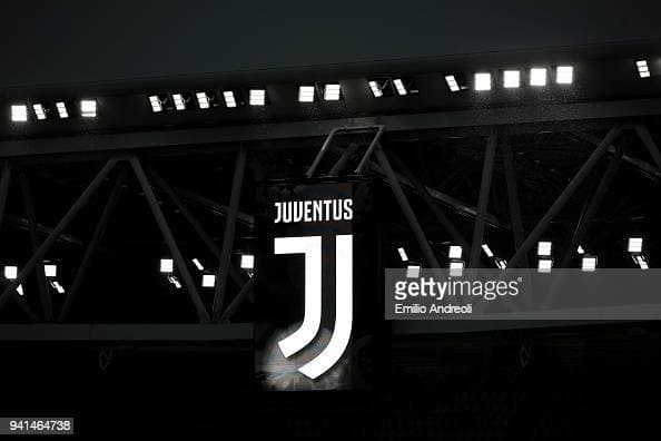 "Ювентус" 3 нафар футболчи билан хайрлашади