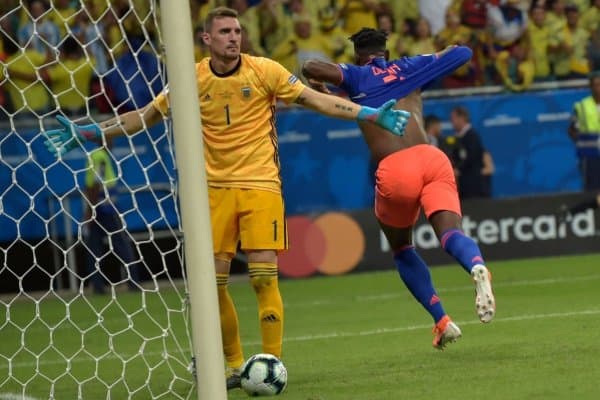 Копа Америка. Месси ҳеч нарса қила олмади, Кейрушнинг Колумбияси Аргентинани мағлуб этди