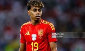 Ямал бу борада деярли Роналдуга етиб олди