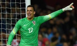 Хорватия терма жамоаси дарвозабони "Астон Вилла" билан шартнома имзолади