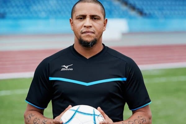 Роберто Карлос "Спортинг" клубида иш бошлаши мумкин