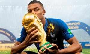 Мбаппе нималар қилганини унутманг!