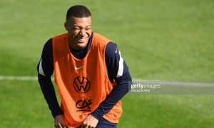 Мбаппе "Реал"га ўтмоқчи бўлаётган футболчини йўлдан урмоқчи