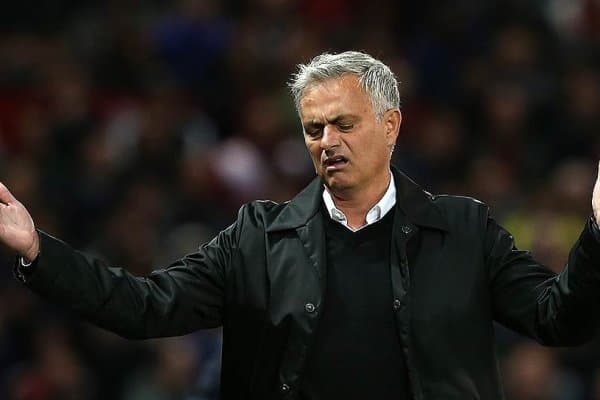 Моуриньо уч нафар зўр дарвозабонни чақиряпти