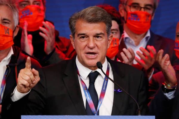 Лапорта “Барса”дан кетмайдиган футболчи номини айтди