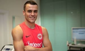 Расман! "Айнтрахт" Сербия терма жамоаси аъзосини ўз сафига қўшиб олди