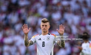 Тони Кроосдан хайрлашув мактуби