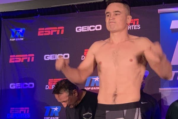 Қудратилло Абдуқаҳҳоров навбатдаги жангини ўтказиш учун Америка Қўшма Штатларига жўнаб кетди 