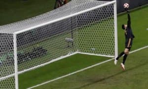 Куртуа Акинфеев ва Очоа билан тенглашиб олди