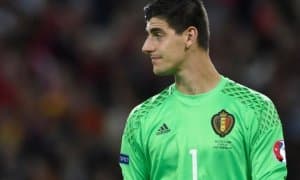 Куртуа жорий мавсумнинг ўзида 2-марта битта ўйинда 5та гол ўтказиб юборди