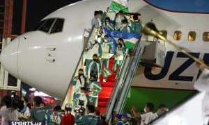 Олимпиадачиларимизни кутиб олиш ва тақдирлаш маросимидан фотогалерея