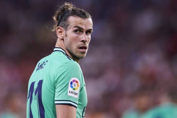 Бэйл муаммолар гирдобида