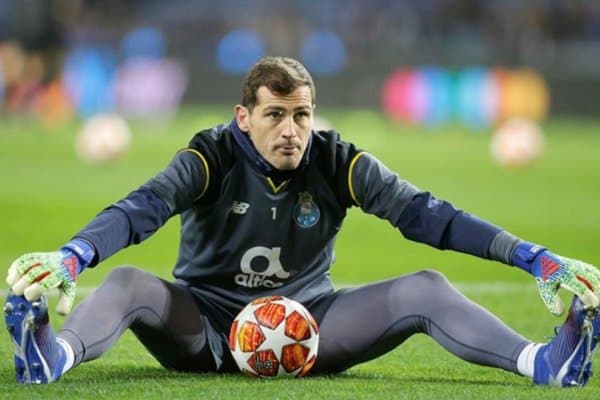 Икер Касильяс футболчилик фаолиятини якунлаши мумкин