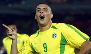 Роналдо энг зўр тўрт футболчини танлади. Иккиси ҳамон майдонда