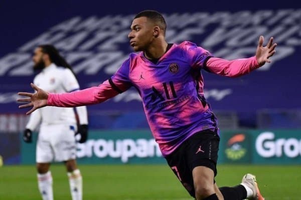 Мбаппе юксак довондан ўтди