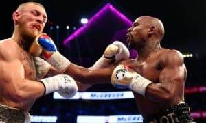 Флойд Мейвезер Конор Макгрегорни жангга чорламоқда