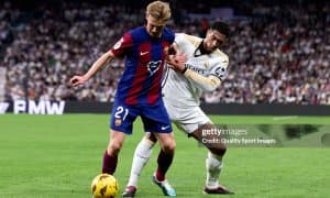 Машҳур ярим ҳимоячи "Барселона"нинг таклифига жавоб бермаяпти