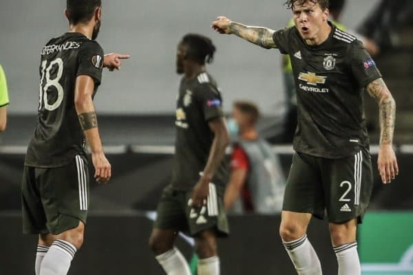 "Юнайтед" собиқ футболчиси Линделёфни кетказишни талаб қилди