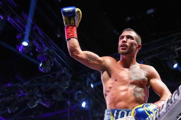 Василий Ломаченко: " Сауль Альварес  Бетербиев ва Бивол билан жанг қилмайди"