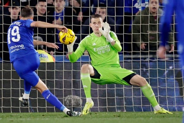 “Реал” дарвозабонига Англия суперклубидан иш чиқди