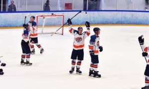 Хоккей. "Семурғ" финалда