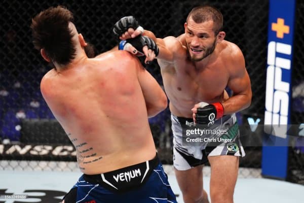 Расман! Маҳмуд Мурадов "Октагон" билан шартнома имзолади (фото)