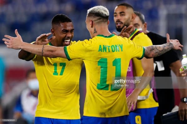 "Зенит" етакчиси "Ювентус"га ўтиши кутиляпти 