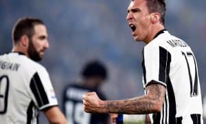 Манжукич "Ювентус" билан шартномасини узайтиришга яқин турибди