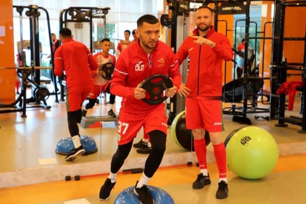 "Локомотив" Aнталияда машғулотларни бошлади (Фото)