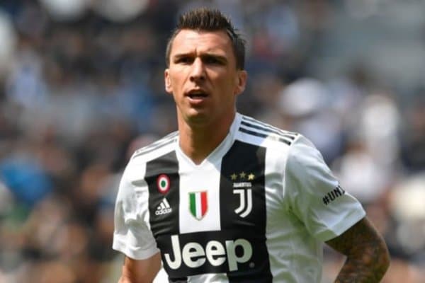 "Ювентус" Манжукичга янги шартнома таклиф қилмоқчи