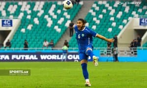 Премьер-лига клуби таниқли легионеримизни жўнатиб юборди