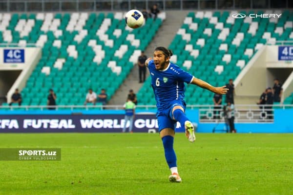 Премьер-лига клуби таниқли легионеримизни жўнатиб юборди