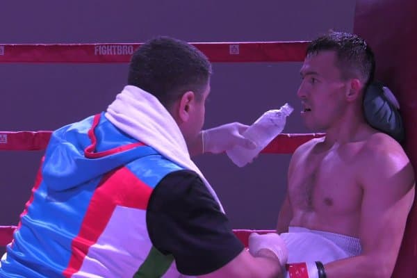 Анвар Туропов WBC Asia камари учун рингга кўтарилади