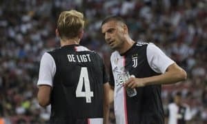 "Арсенал" турк футболчиларига ишқибоз бўляпти