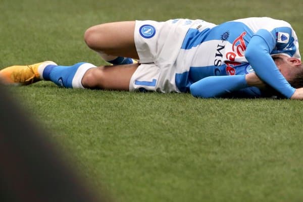 "Наполи" етакчиси жароҳат олди