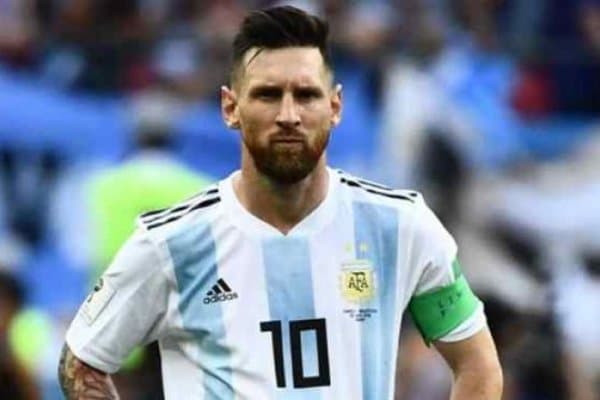 Месси "Барселона"да Иньестанинг ўрнини эгаллаши мумкин бўлган футболчилар номзодини кўриб чиқмоқда