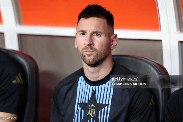 Месси жароҳатдан тузалиб, машғулотларга қайтди