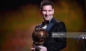 Месси Левандовскини 33та овозга ортда қолдирди. Роналду неча очко тўплади? (фото)