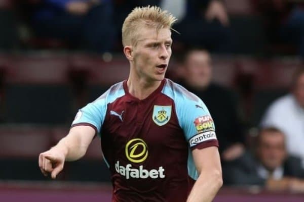 "Бёрнли" футболчиси автогол уриш бўйича АПЛ рекордини такрорлади