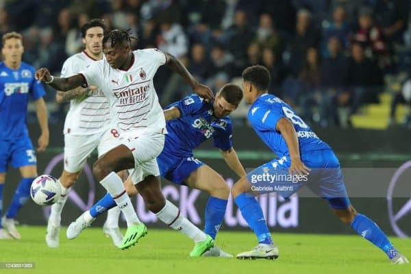 А Серия. "Эмполи" - "Милан"1:3 (видеошарҳ)