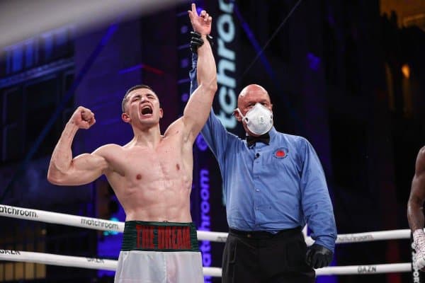 Ана холос! Исроил Мадримовнинг рақиби жаҳон чемпионлик жангидан бош тортди. Мадримов билан интервьюда барчаси ошкор қилинди (интервью)