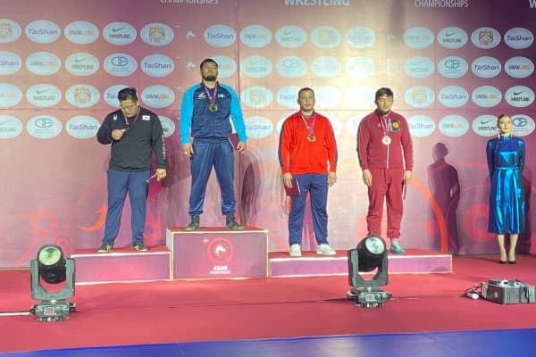 Мўминжон Абдуллаев Осиё чемпионати совриндори!