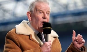 Англиялик машҳур шарҳловчи вафот этди